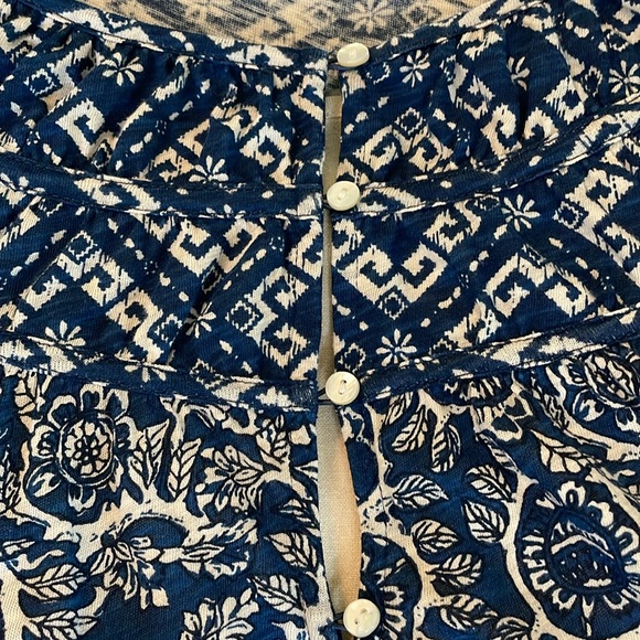 EUC  Breezy Lucky Brand Top - Picture 4 of 16